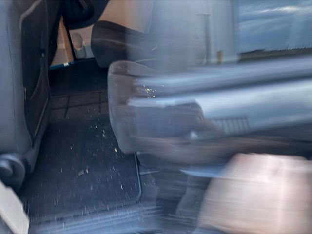 Used 2016 Dodge Grand Caravan SE image 13