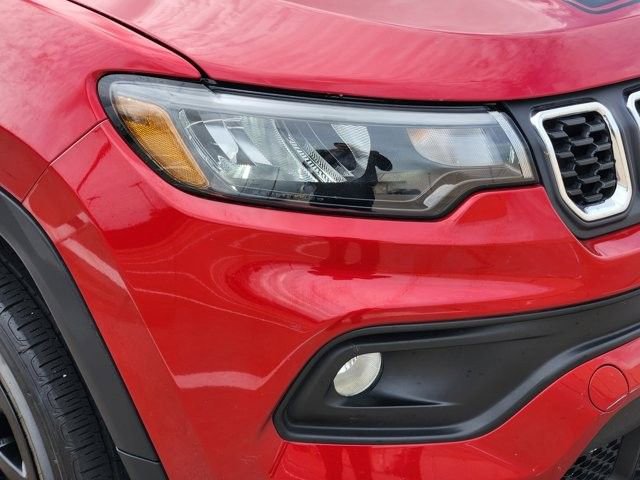 Used 2024 Jeep Compass Latitude image 9