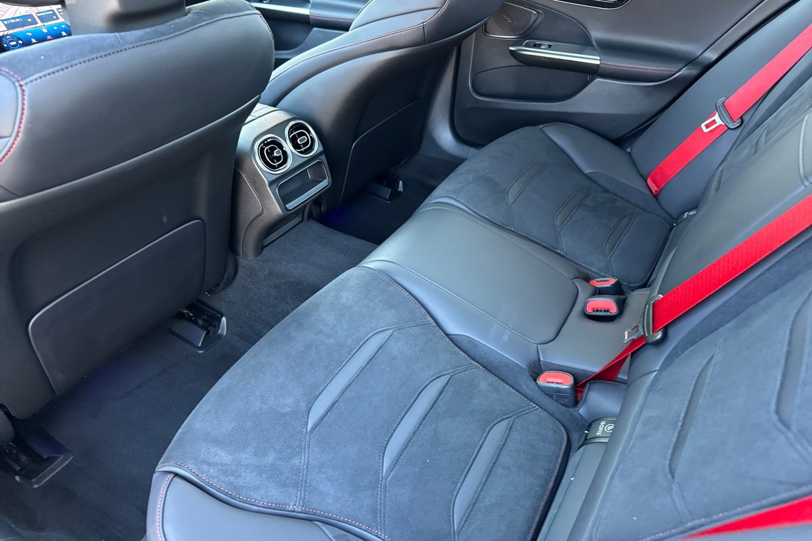 Certified 2024 Mercedes-Benz C 43 AMG 4MATIC Sedan image 27