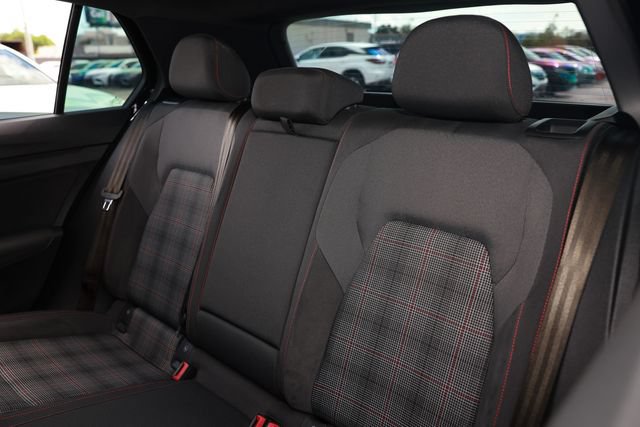 Used 2022 Volkswagen GTI SE FWD image 11
