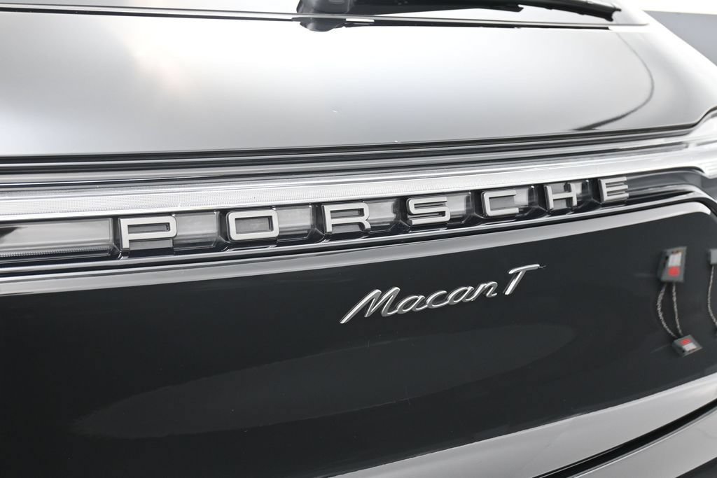 Certified 2024 Porsche Macan Turbo AWD/4WD image 14