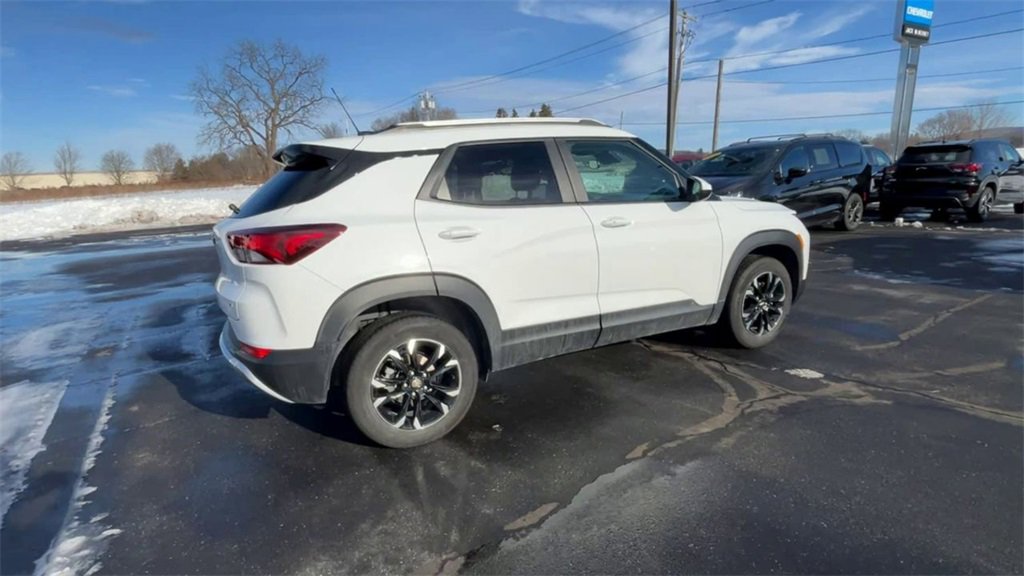 Certified 2023 Chevrolet TrailBlazer LT w/ Convenience Package image 4