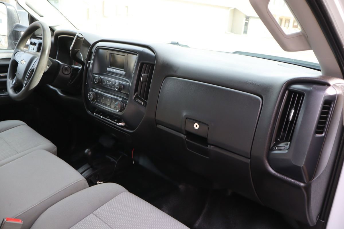 Used 2016 Chevrolet Silverado 2500 W/T image 17
