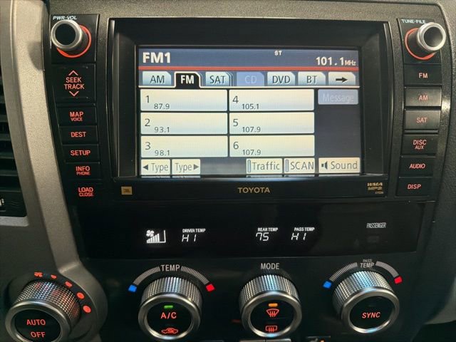 Used 2011 Toyota Sequoia Limited AWD/4WD image 24