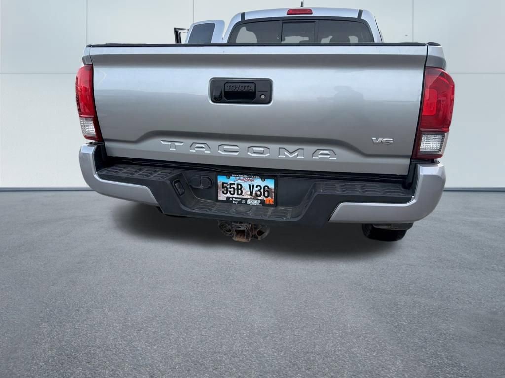 Used 2018 Toyota Tacoma TRD Sport image 7