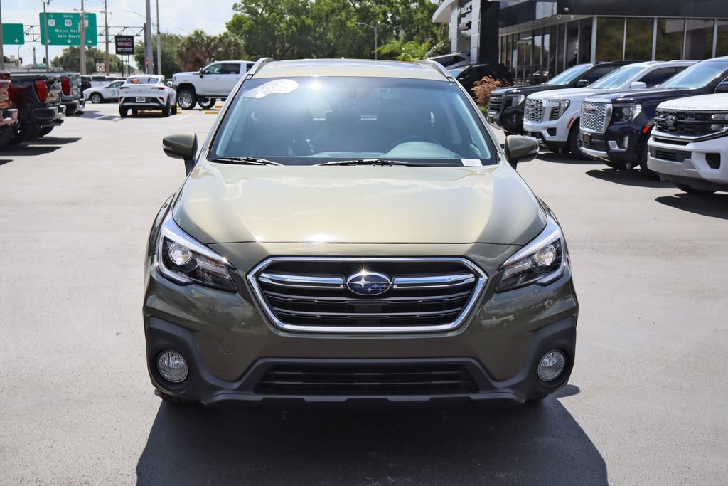 Used 2018 Subaru Outback 2.5i Touring AWD/4WD image 4