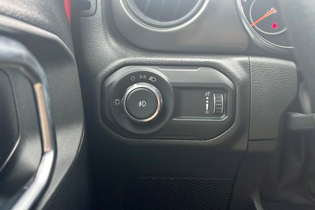 Used 2023 Jeep Wrangler Willys image 13