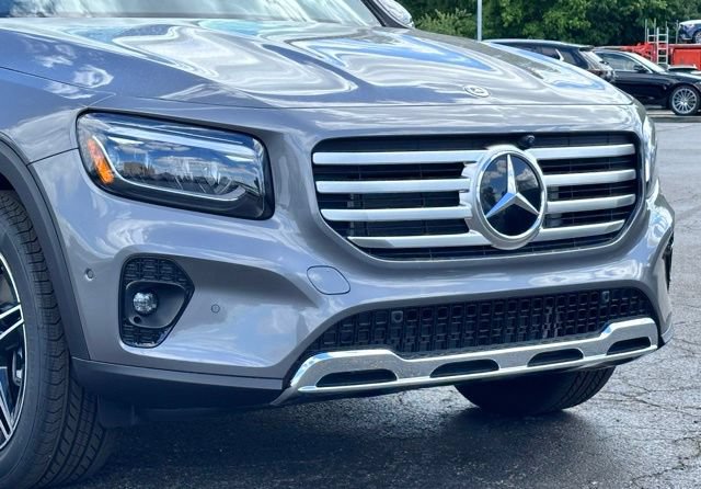 New 2026 Mercedes-Benz GLB 250 4MATIC image 2