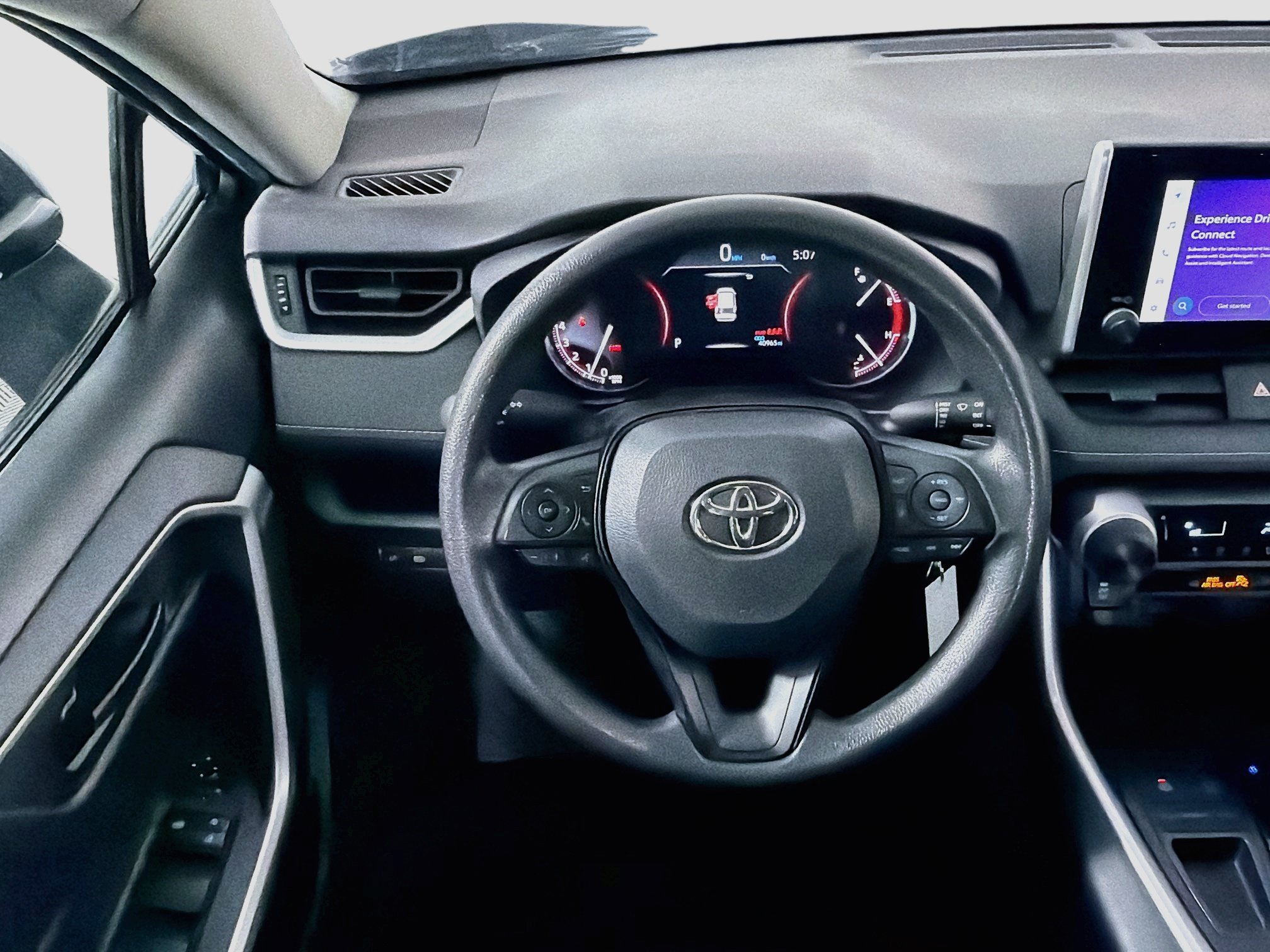 Used 2025 Toyota RAV4 LE FWD image 17