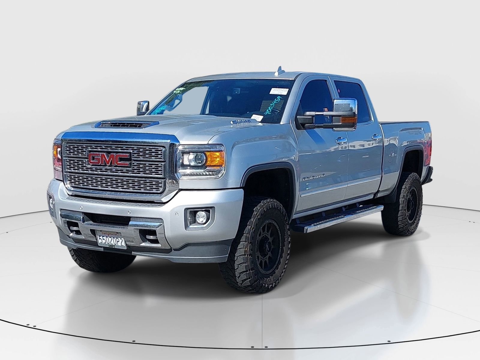 Used 2019 GMC Sierra 2500 Denali w/ Duramax Plus Package image 3
