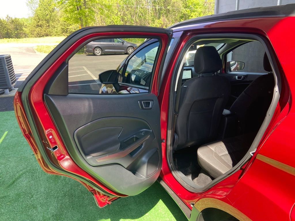 Used 2019 Ford EcoSport SE w/ SE Convenience Package FWD image 40