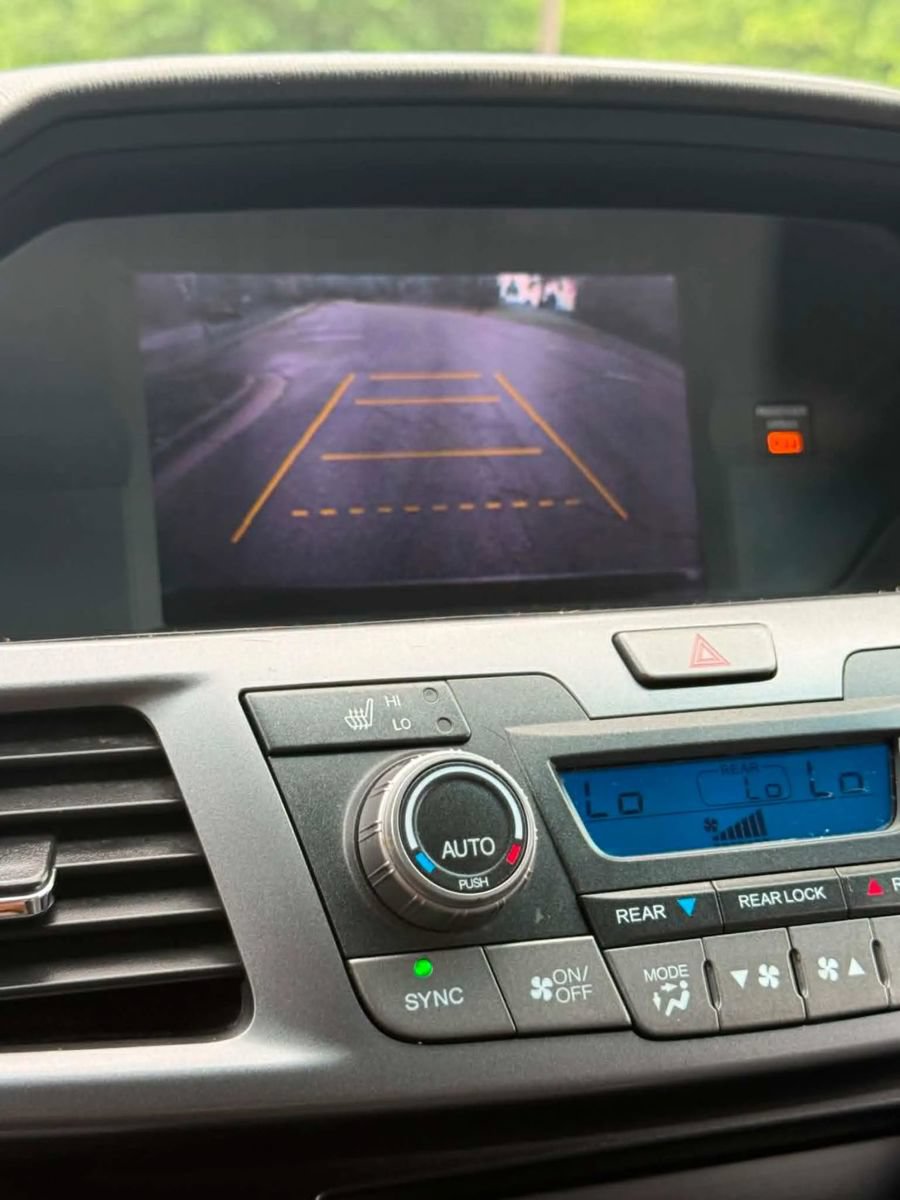 Used 2012 Honda Odyssey EX-L image 23