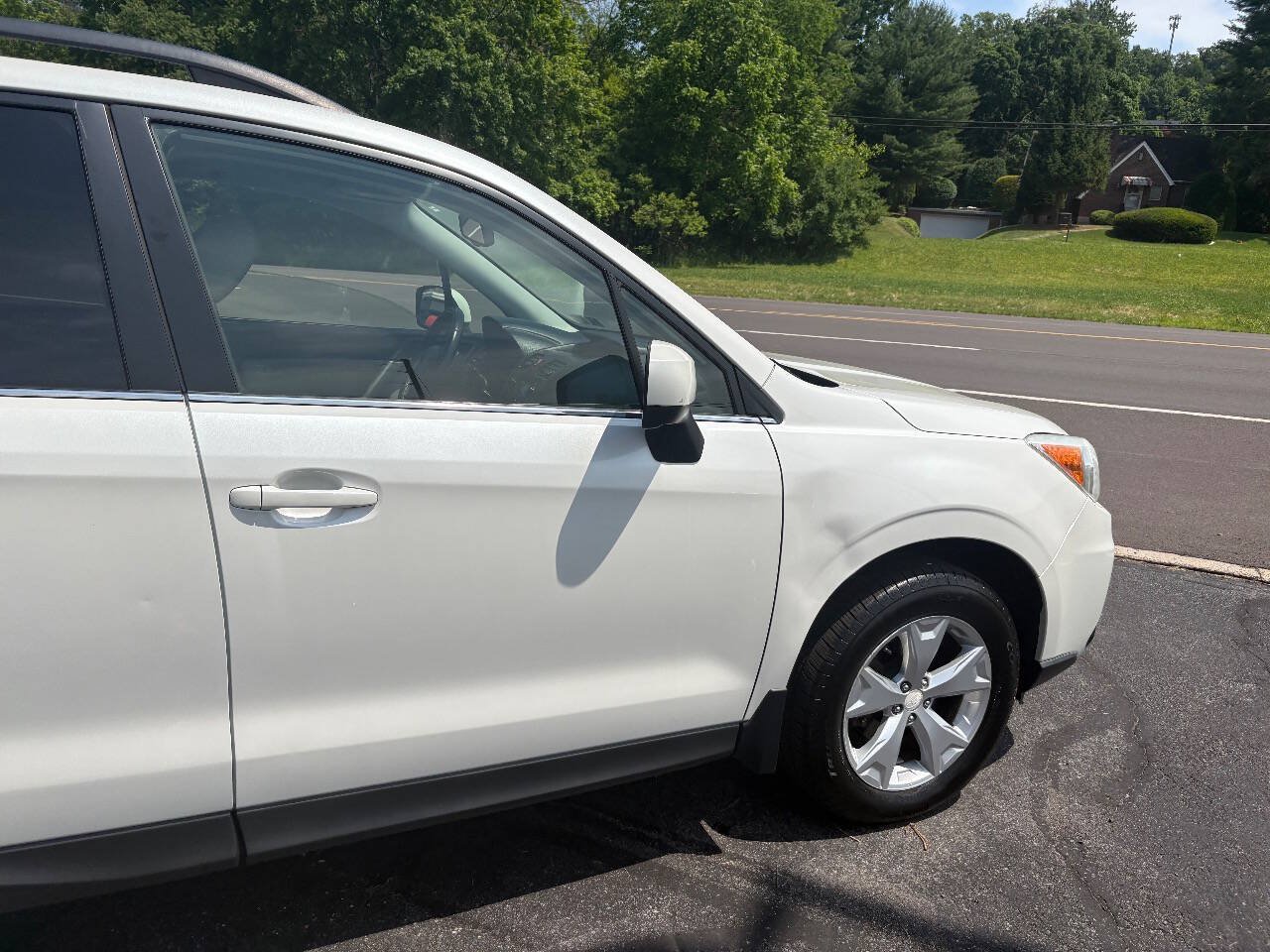 Used 2014 Subaru Forester 2.5i Limited w/ Popular Package #1 AWD/4WD image 6