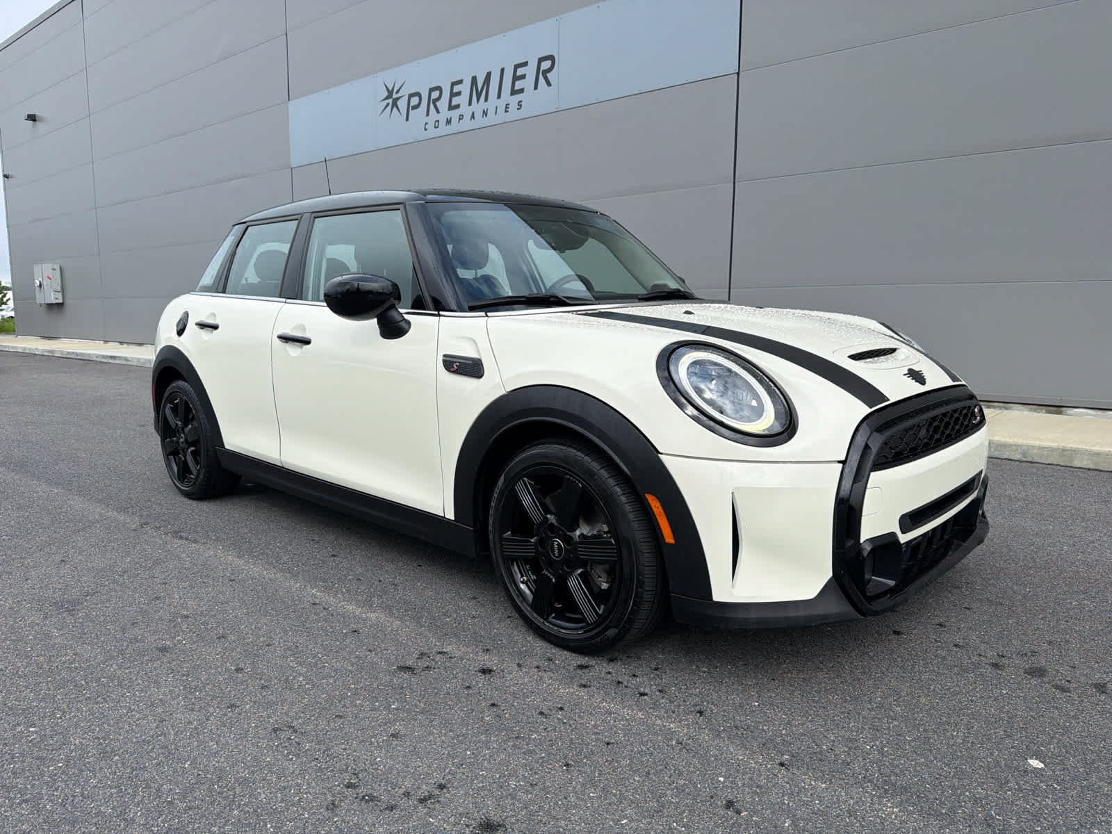 Used 2023 MINI Cooper S w/ Premium Package FWD image 2