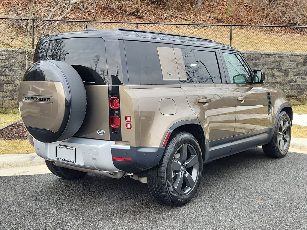 Used 2023 Land Rover Defender 110 S image 2