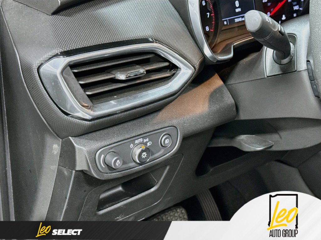 Used 2023 Chevrolet TrailBlazer LT w/ Convenience Package FWD image 13