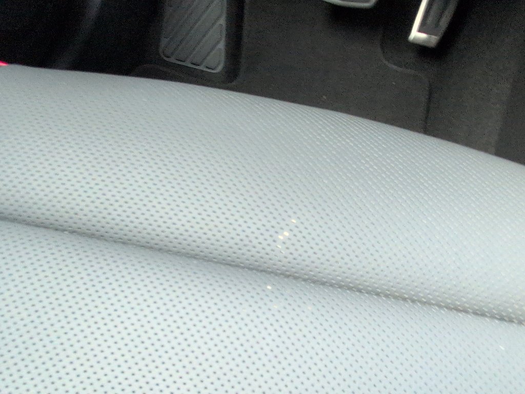 Used 2023 Buick Envision Essence w/ Technology Package I image 32