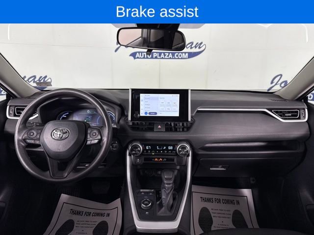 Used 2024 Toyota RAV4 XLE AWD/4WD image 18