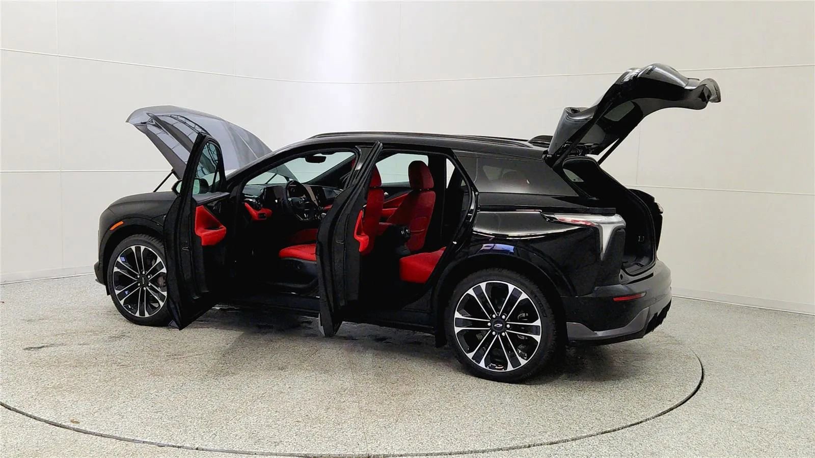 New 2026 Chevrolet Blazer EV SS image 15