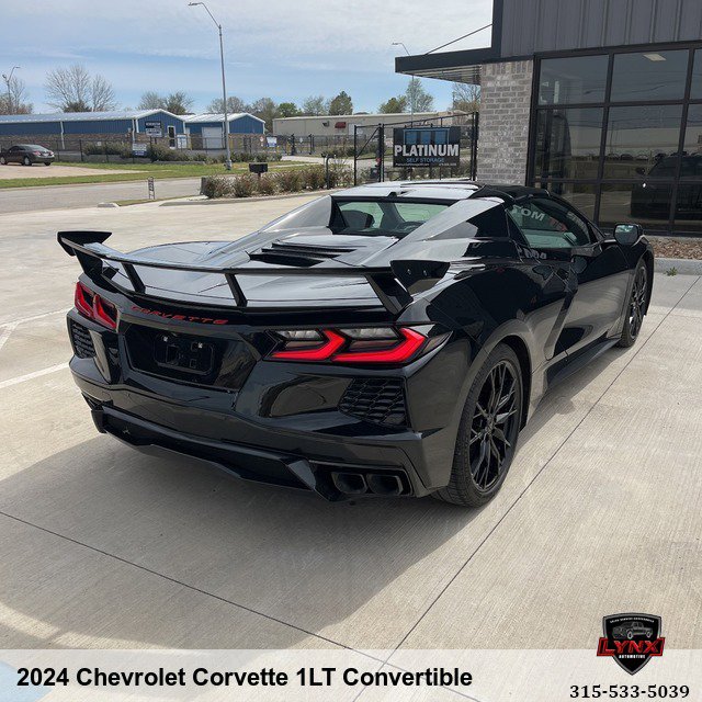 Used 2024 Chevrolet Corvette Stingray Convertible w/ Battery Protection Package image 5