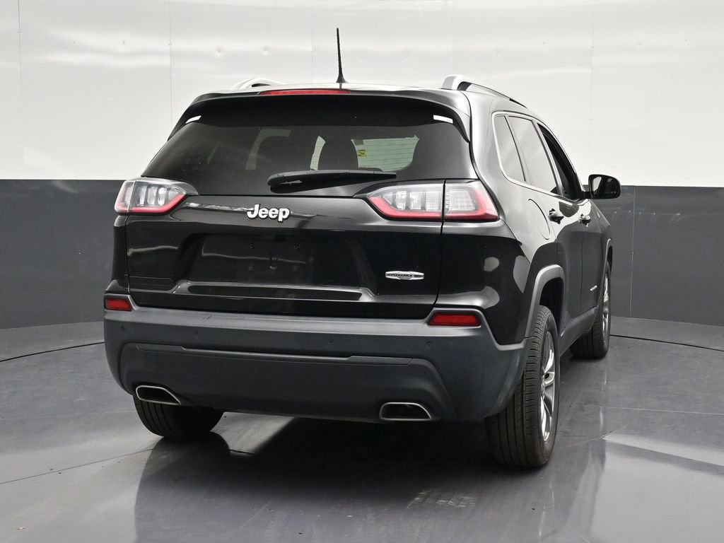 Used 2021 Jeep Cherokee Latitude Lux FWD image 2