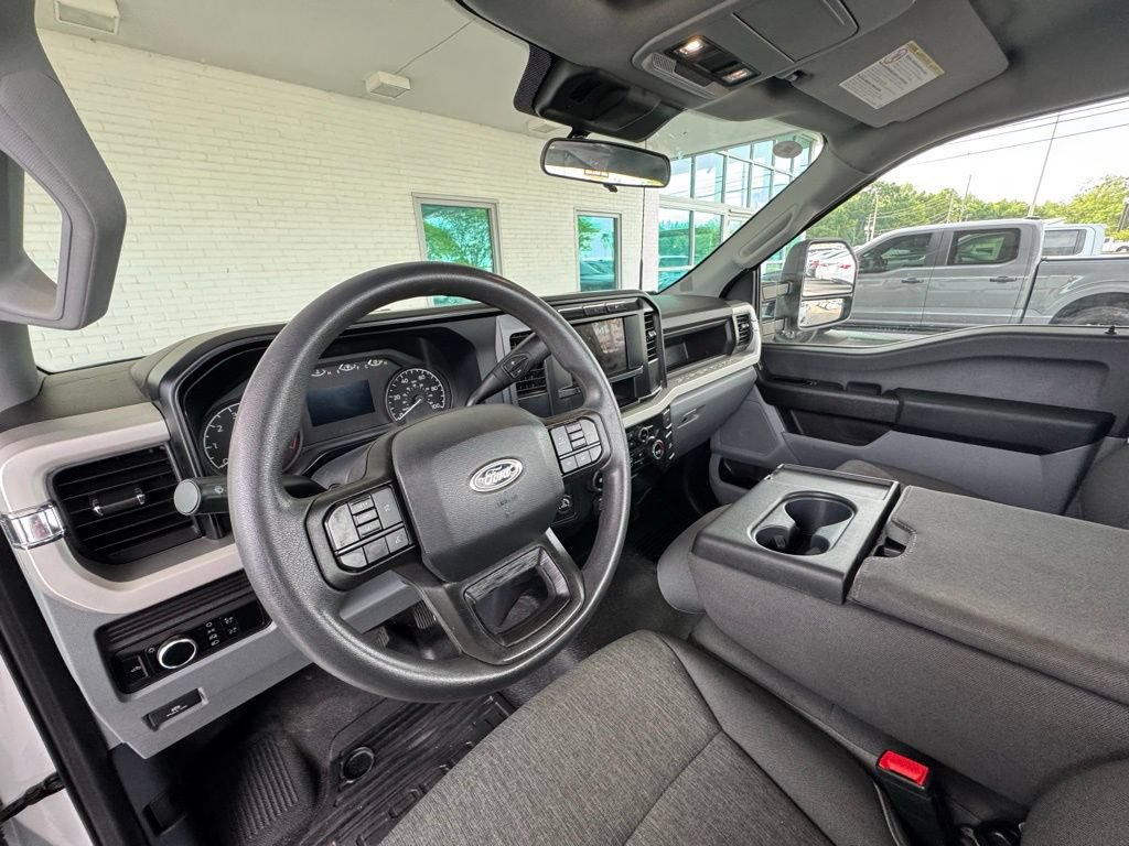 Used 2024 Ford F350 XL RWD image 13