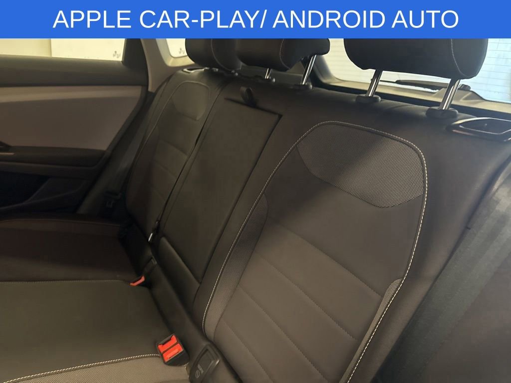 Used 2023 Volkswagen Taos SE image 17