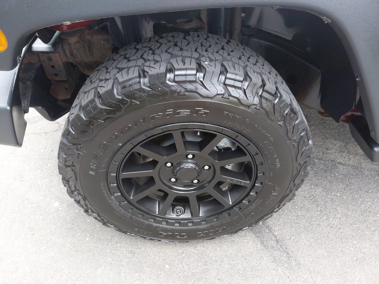 Used 2009 Jeep Wrangler X AWD/4WD image 14