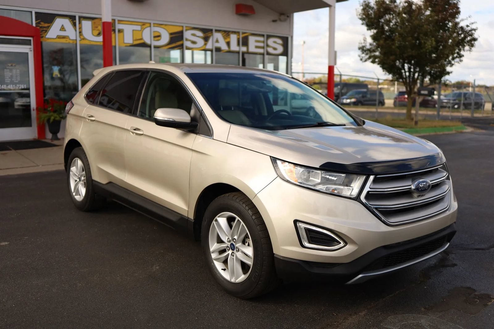 Used 2017 Ford Edge SEL w/ Equipment Group 201A AWD/4WD image 3