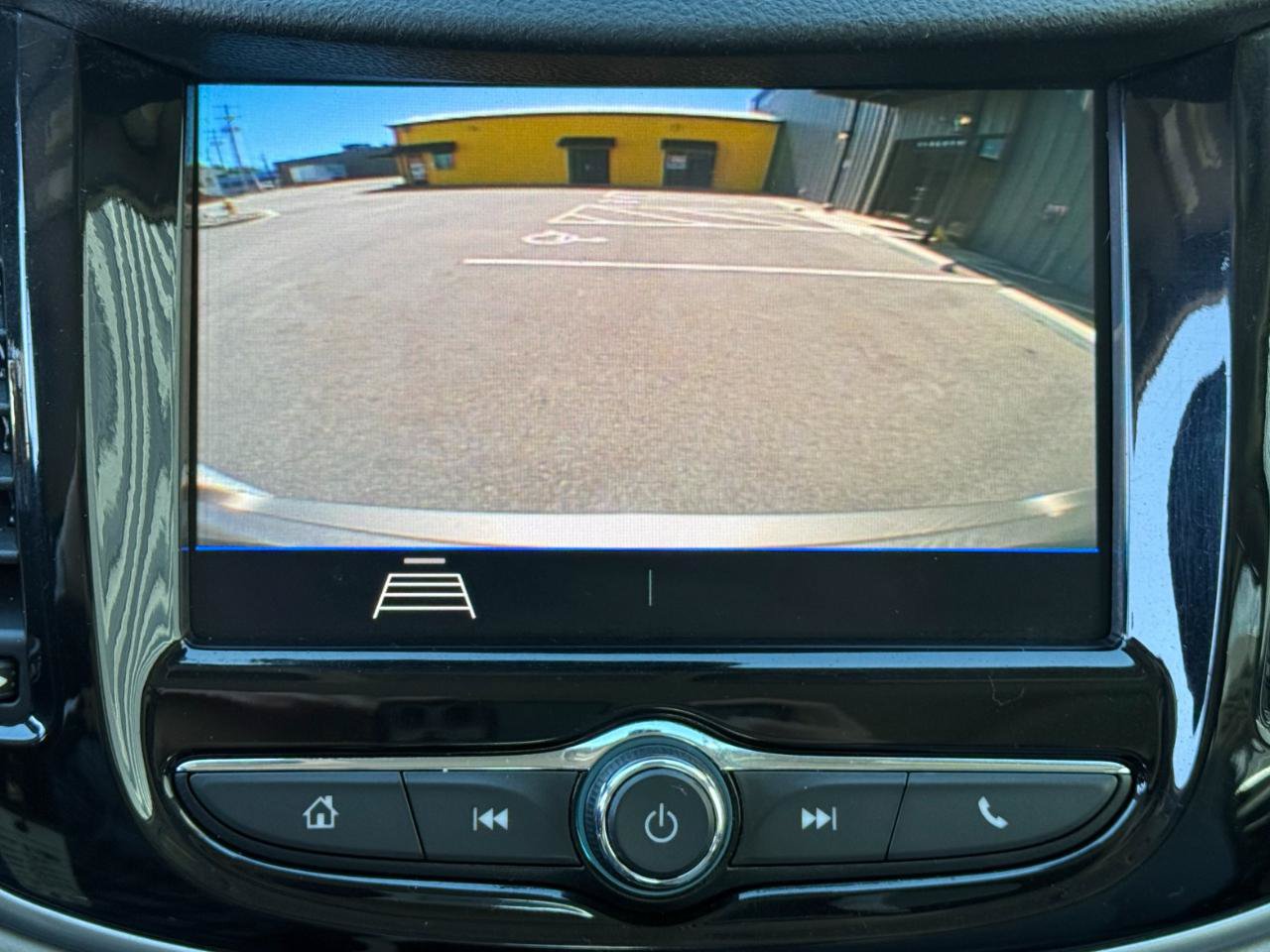 Used 2020 Chevrolet Trax LS FWD image 13