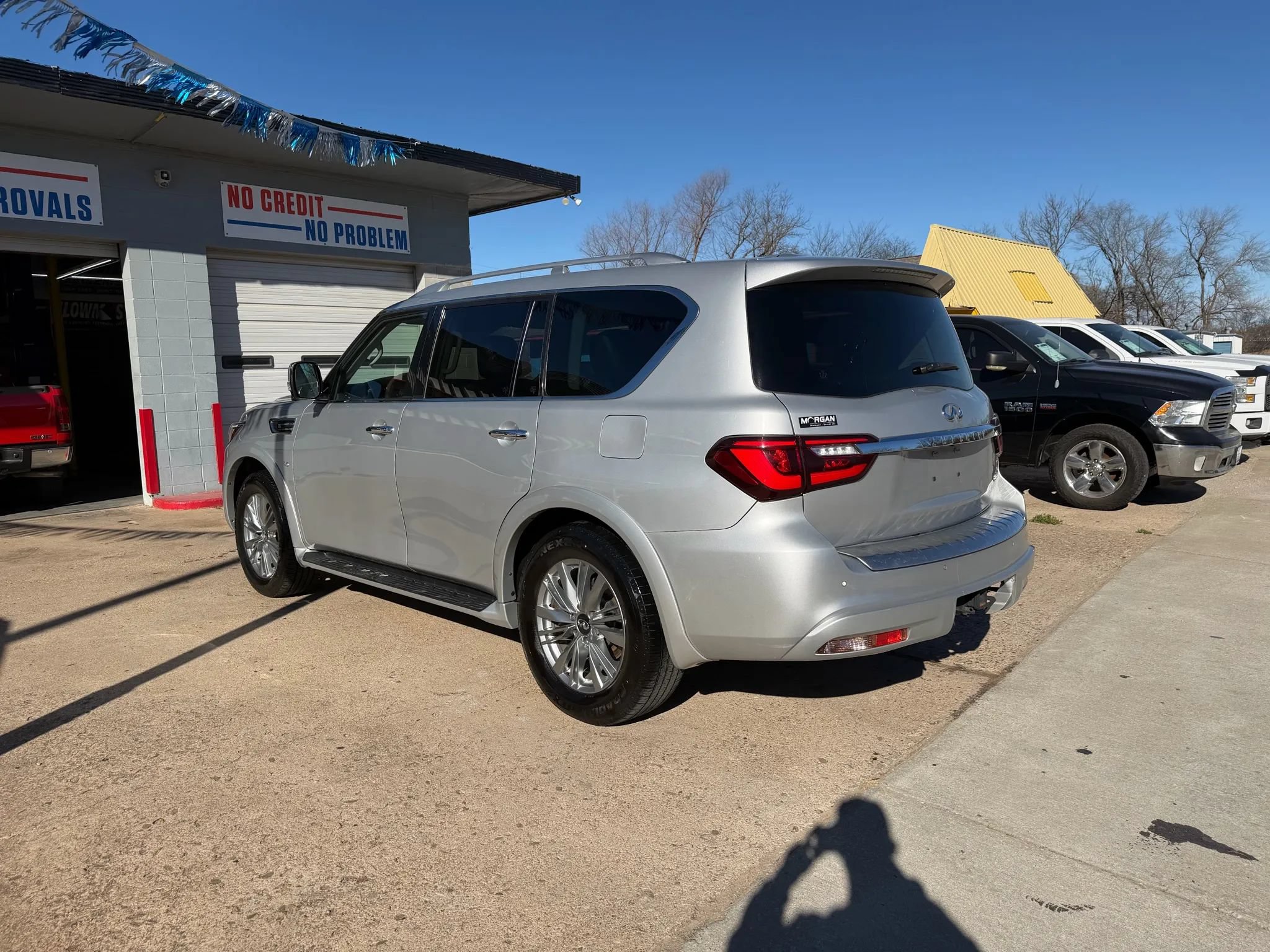 Used 2018 INFINITI QX80 4WD w/ Driver Assistance Package image 5