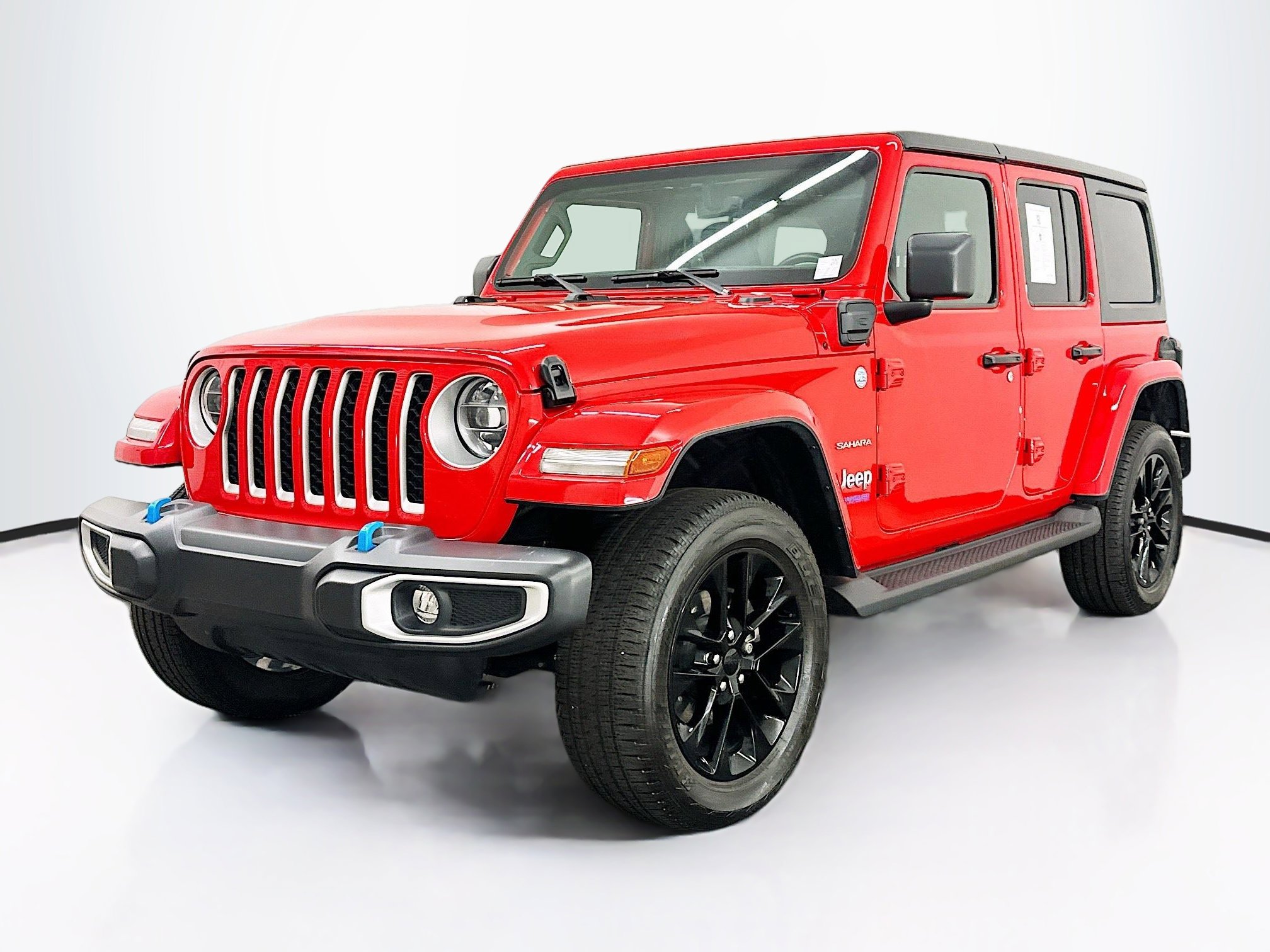 Used 2022 Jeep Wrangler Sahara w/ Cold Weather Group image 3