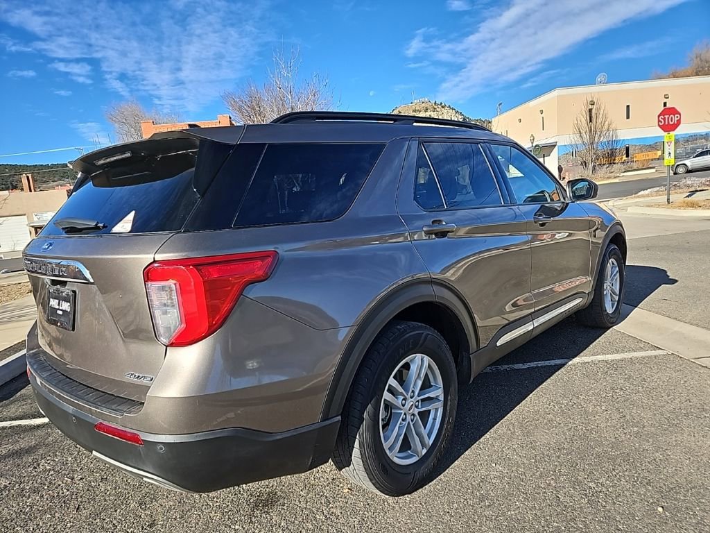 Used 2021 Ford Explorer XLT w/ Equipment Group 202A image 5