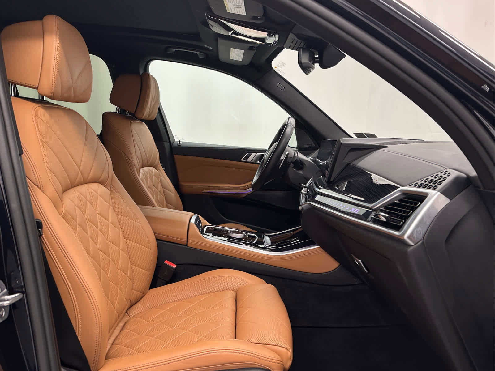 Used 2024 BMW X5 xDrive40i w/ Executive Package image 18