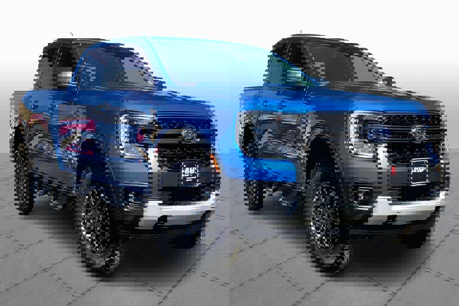 Used 2024 Ford Ranger XLT w/ Trailer Tow Package image 2