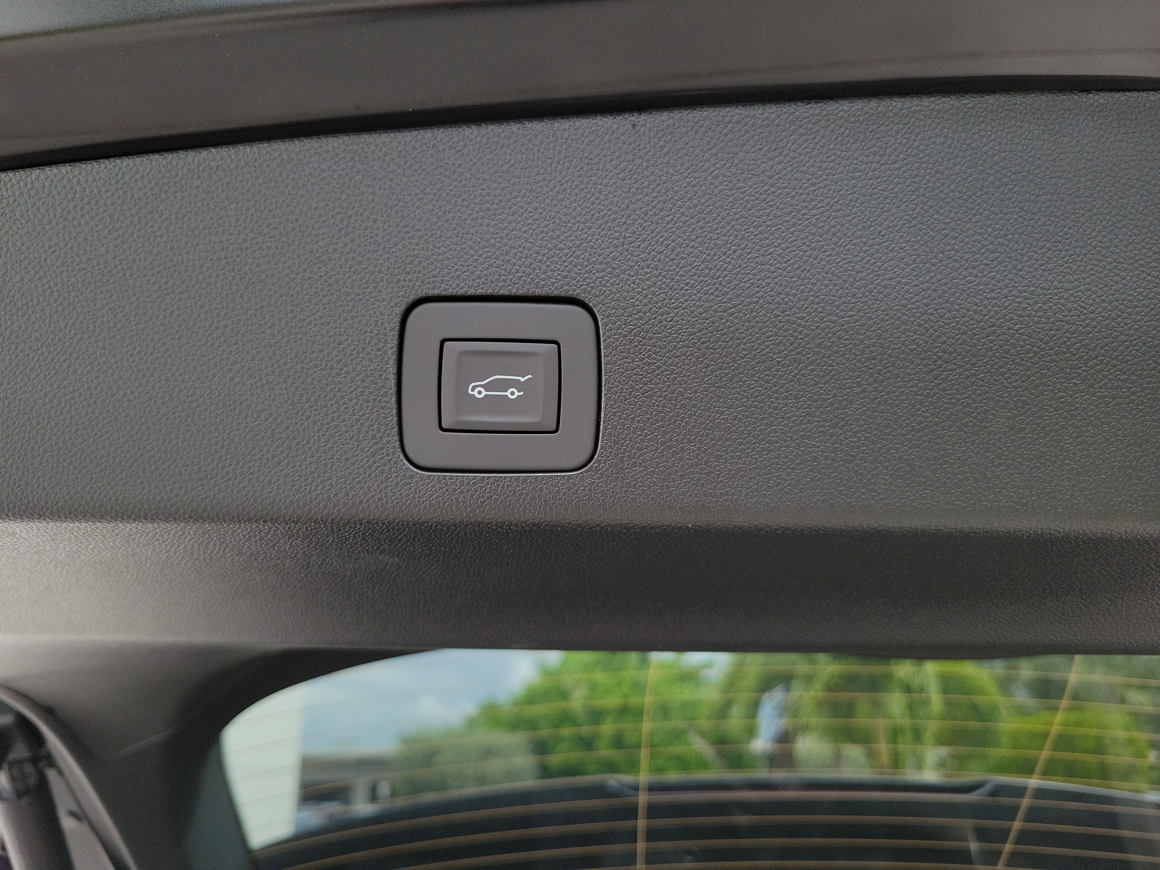 New 2026 Buick Encore GX Sport Touring w/ Advanced Technology Package FWD image 9