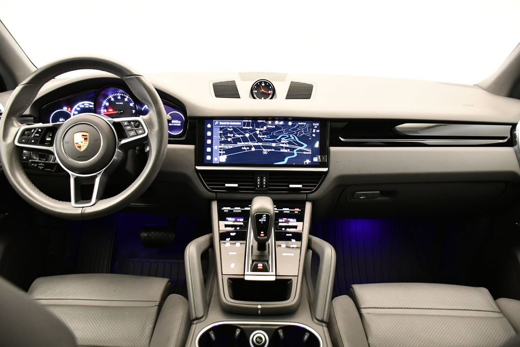 Used 2023 Porsche Cayenne image 22