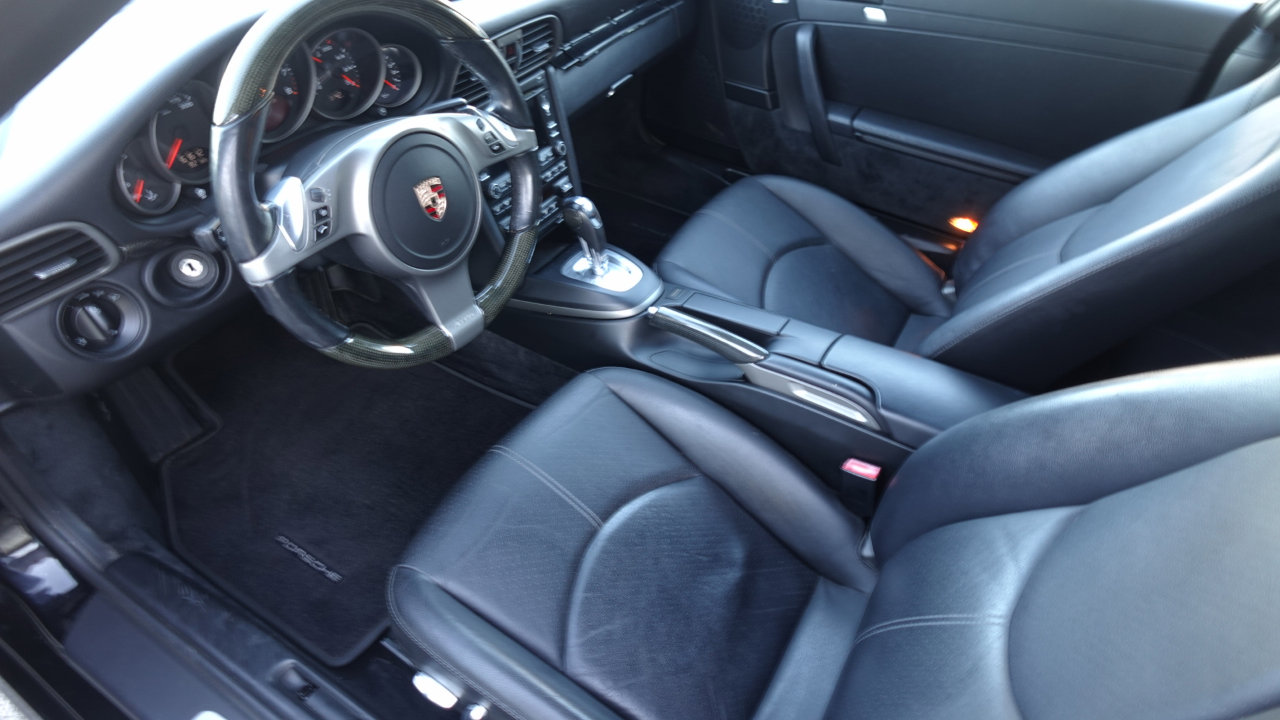 Used 2010 Porsche 911 Carrera image 16