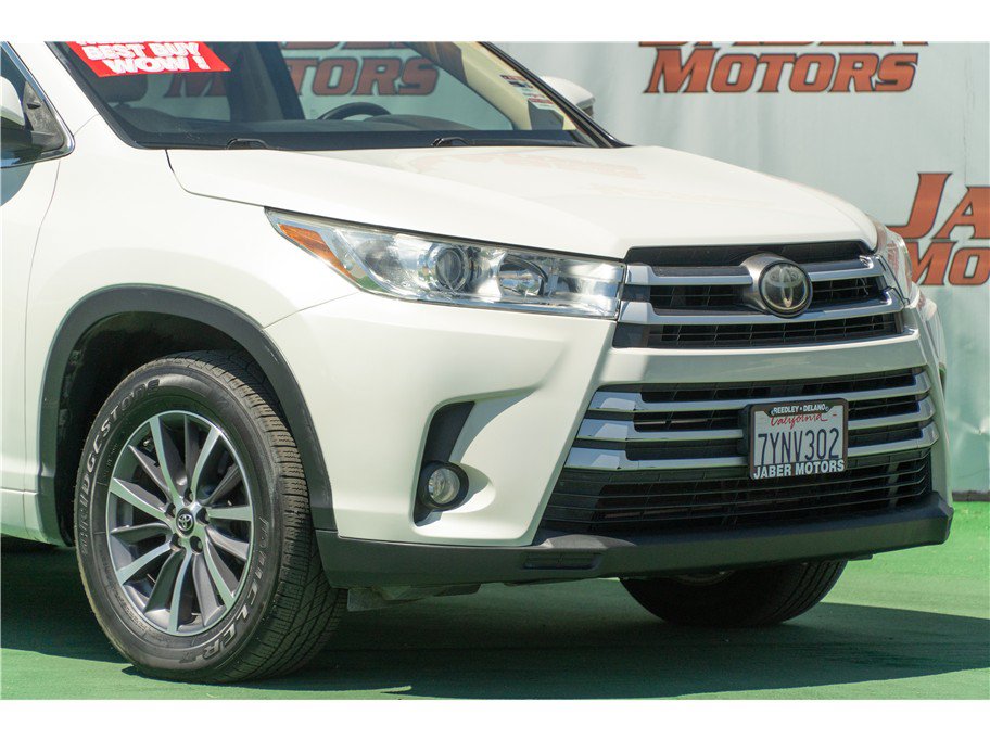 Used 2017 Toyota Highlander XLE FWD image 31