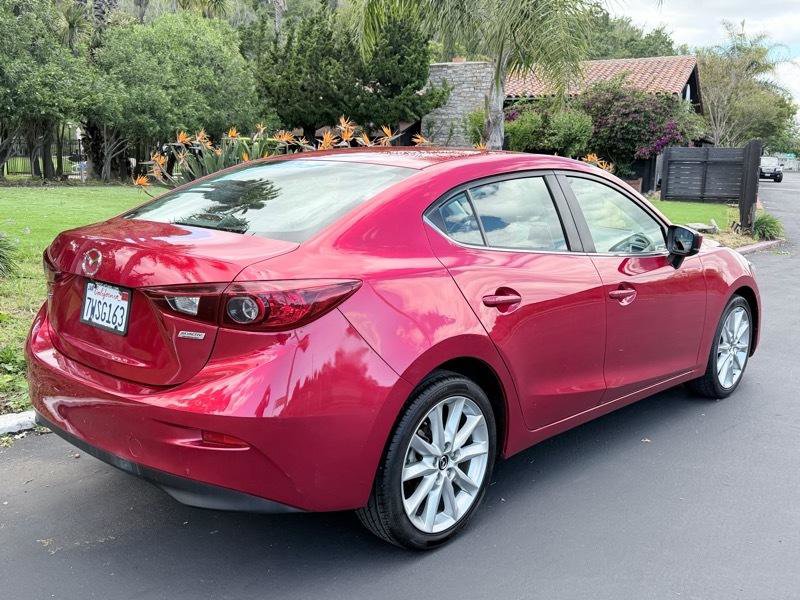 Used 2017 MAZDA MAZDA3 Touring FWD image 6