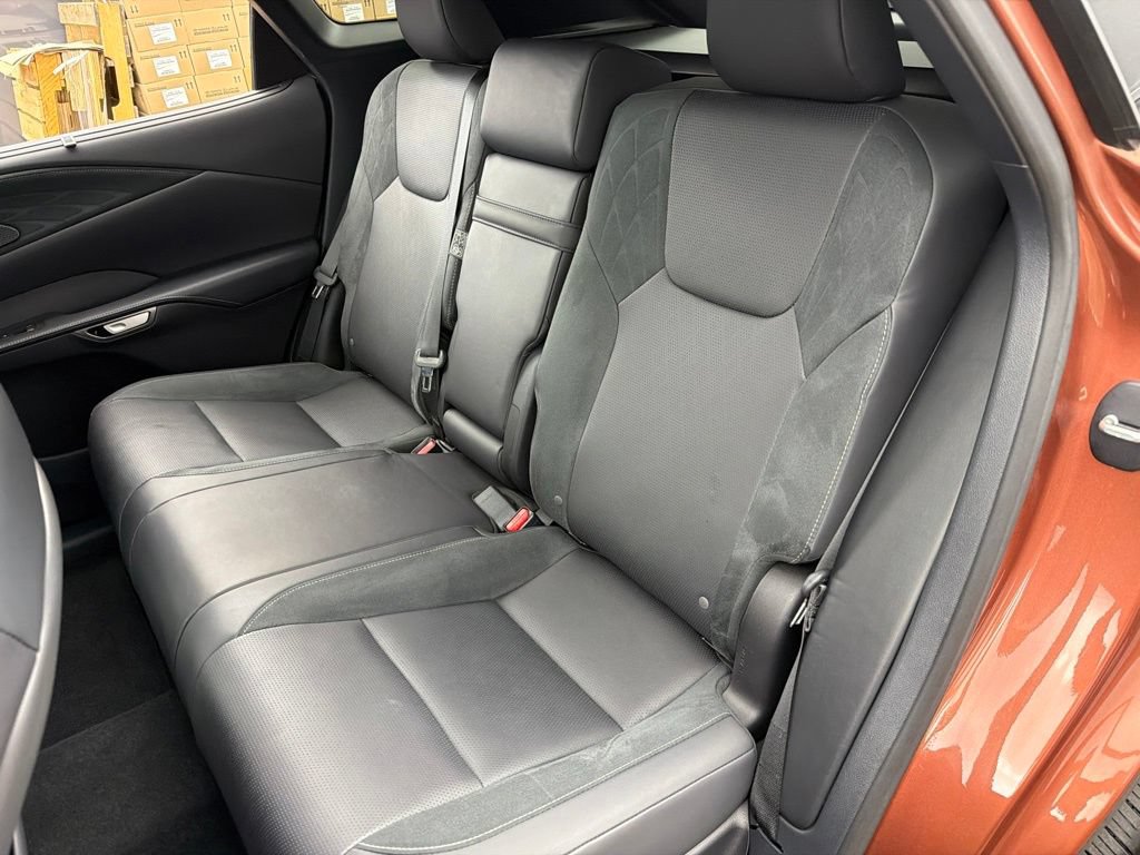 Used 2023 Lexus RX 350 w/ Accessory Package (2T) AWD/4WD image 22