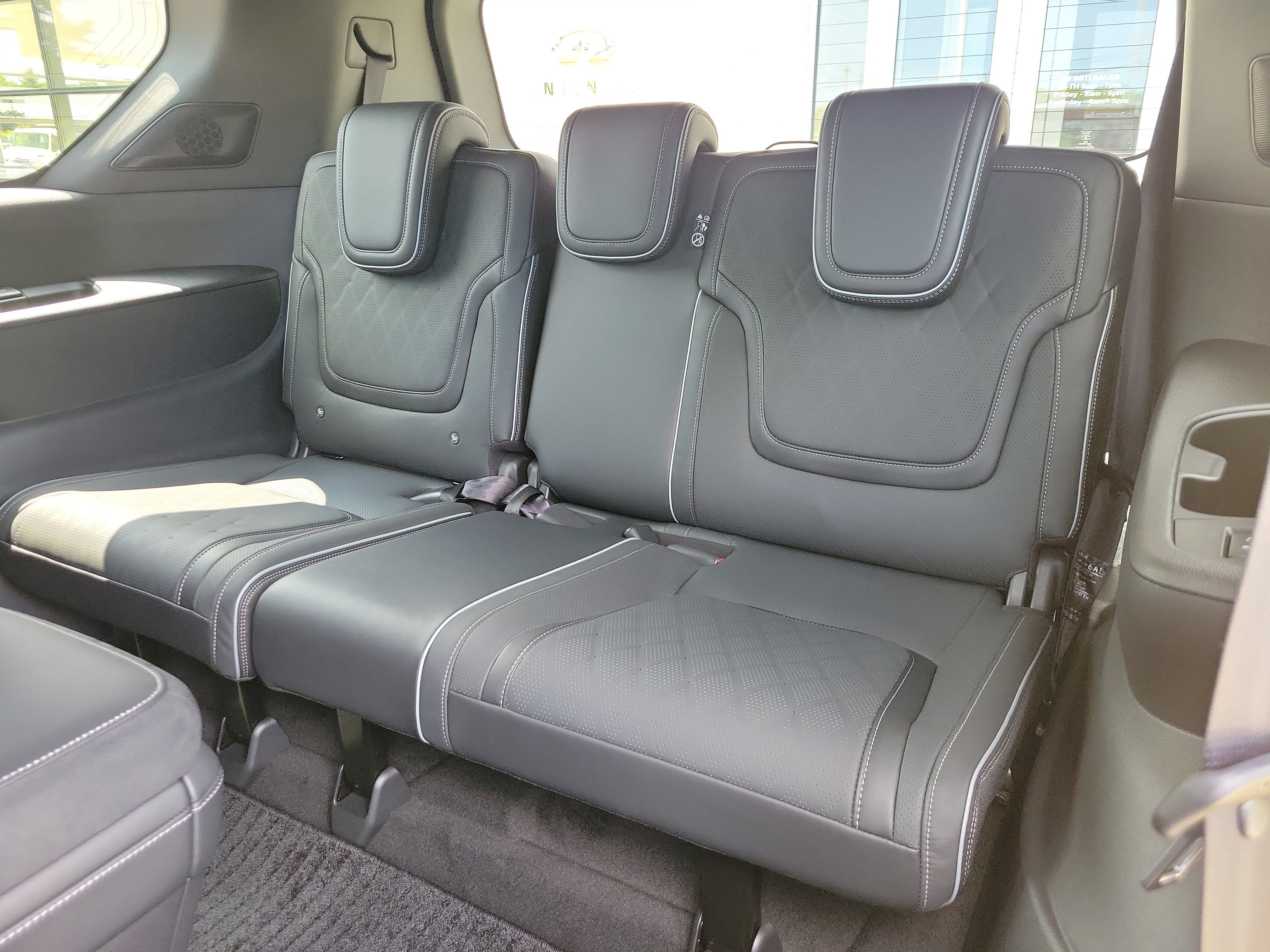New 2027 INFINITI QX80 Autograph AWD/4WD image 29