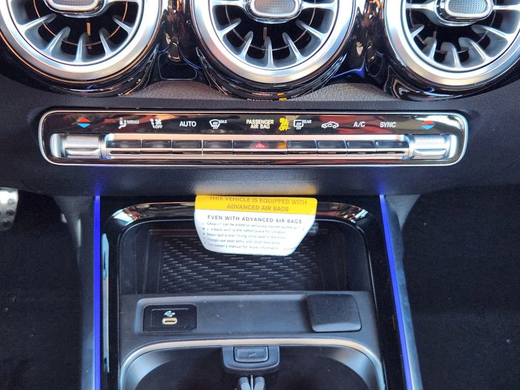 New 2025 Mercedes-Benz GLB 35 AMG 4MATIC image 19