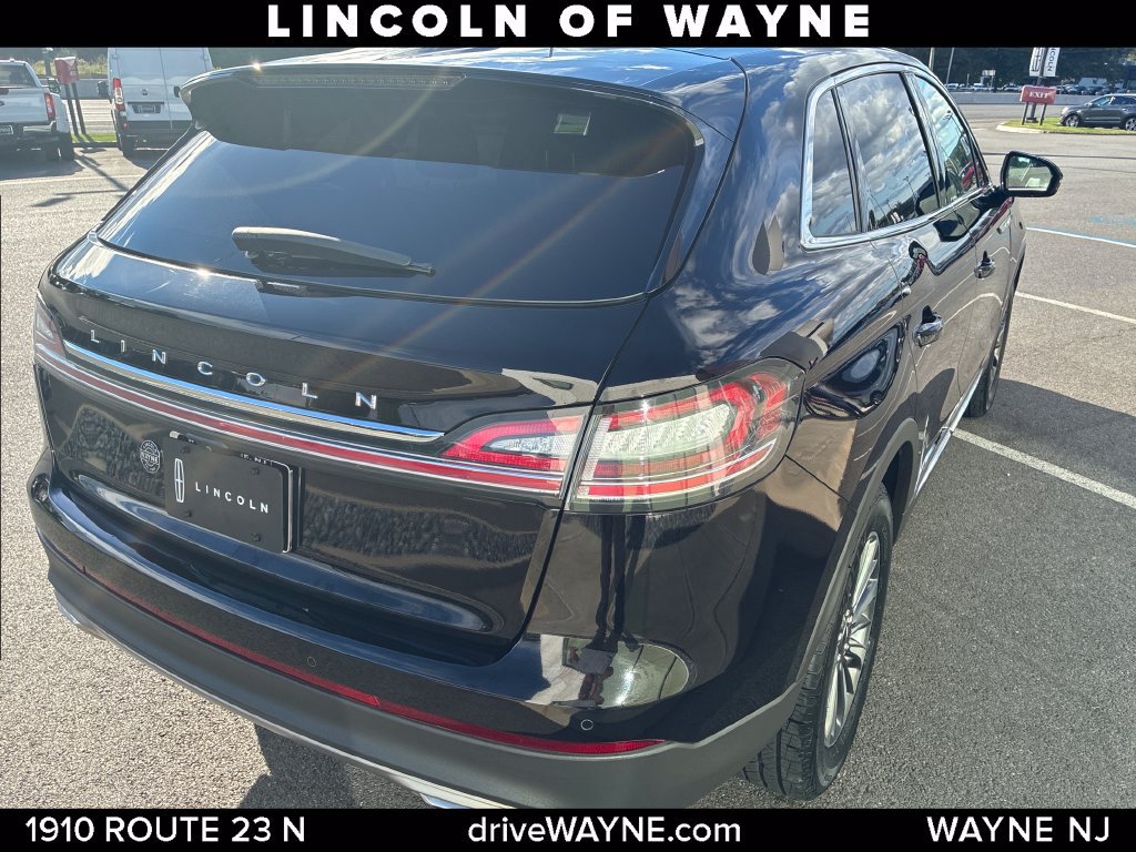 Certified 2023 Lincoln Nautilus AWD w/ Premium Package image 8