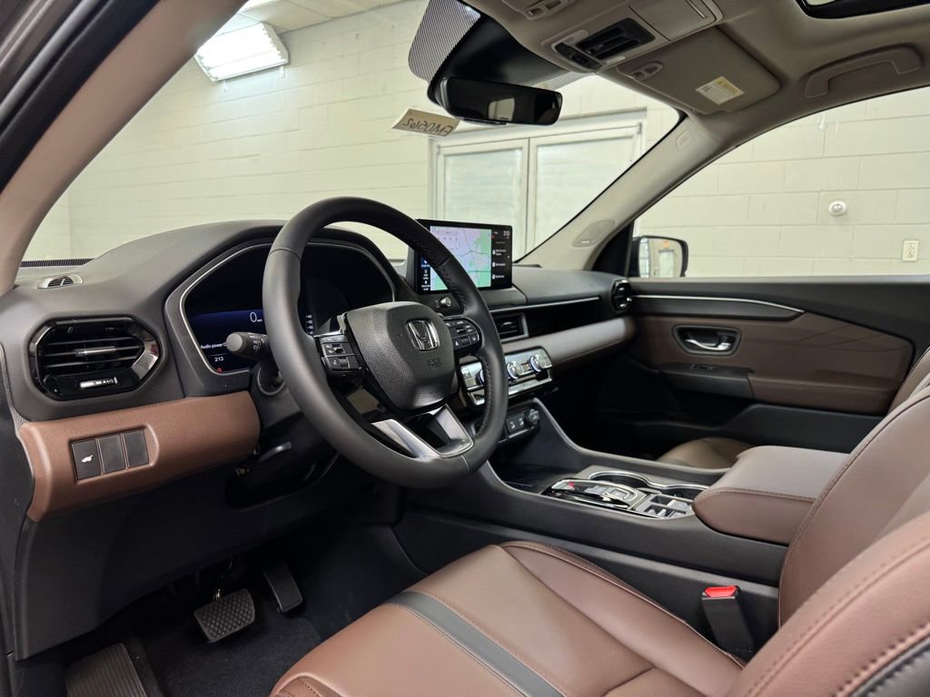 New 2026 Honda Pilot Touring image 13