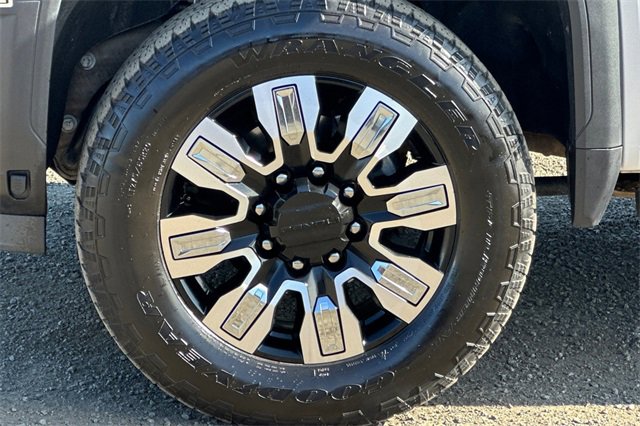 Used 2025 GMC Sierra 3500 Denali image 94