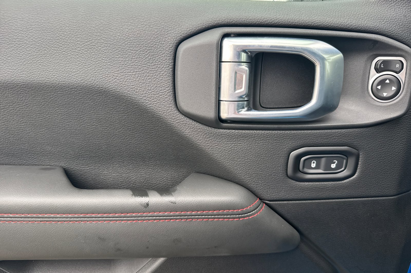 New 2026 Jeep Wrangler Unlimited Rubicon image 10