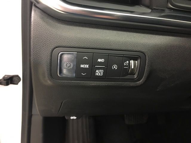 Used 2025 GMC Terrain Elevation image 31