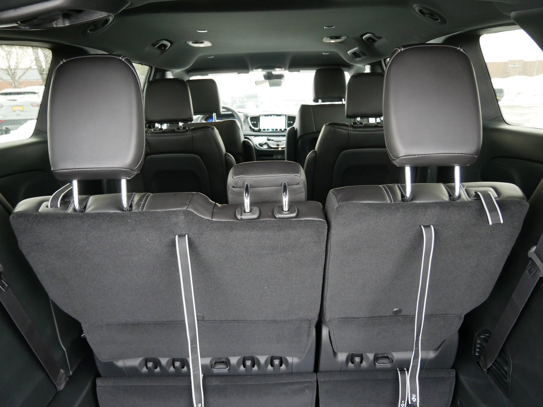 New 2026 Chrysler Voyager LX FWD image 11