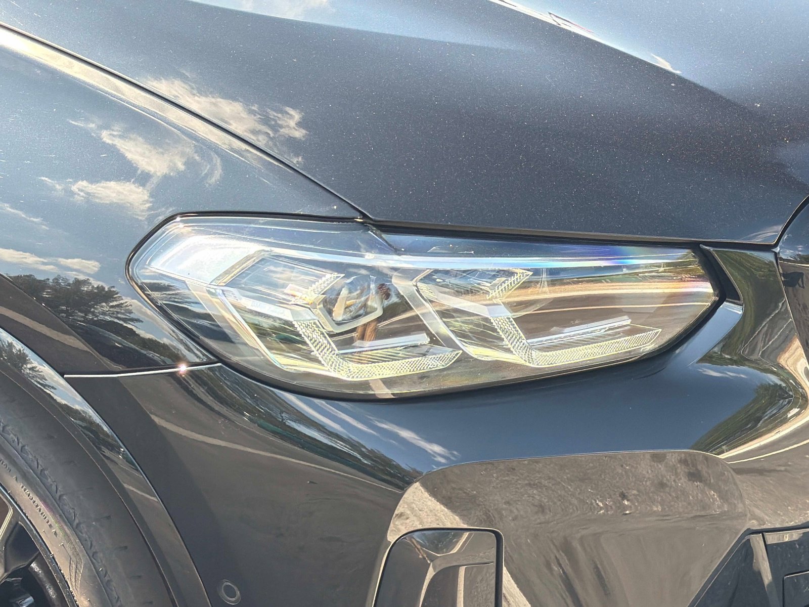 Used 2023 BMW X4 M40i image 9